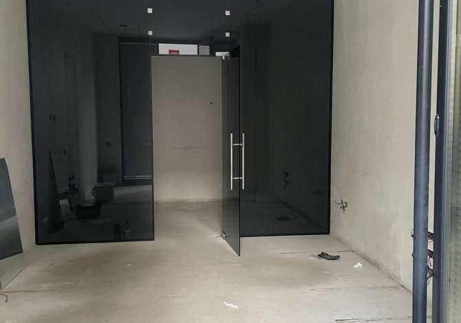 Jepet Ambient Biznesi me qira tek Kompleksi Kontakt/Ish Parku 