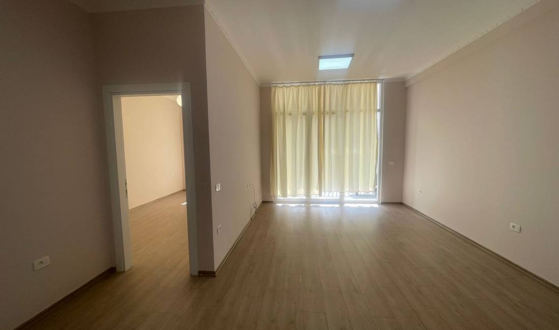 Ambient per zyra prane square 21 dhjetori