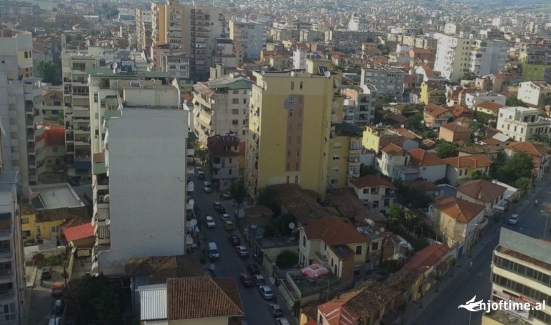 Magazine me qira te rruga siri kodra ideale per servis 