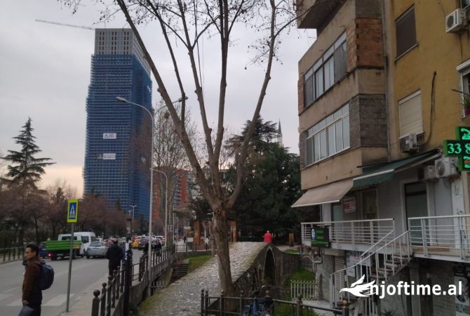 Ambient biznesi ne shitje 3+1 ne Tirane - 325,000 Euro