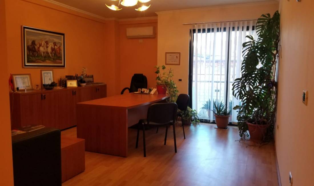 Qera Ambient biznesi 