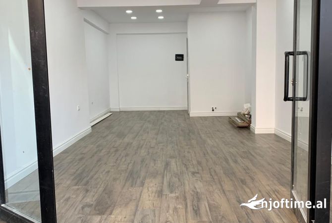 Business Property in Sale 1+1 in Tirana - 50,000 Euro