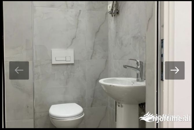 Ambiente Commerciale in Vendita 1+1 a Tirana - 47,000 Euro