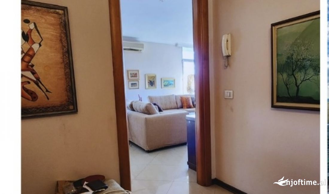 Penthouse (panoramic top floor) for rent in Tirana 2+1, Furnished