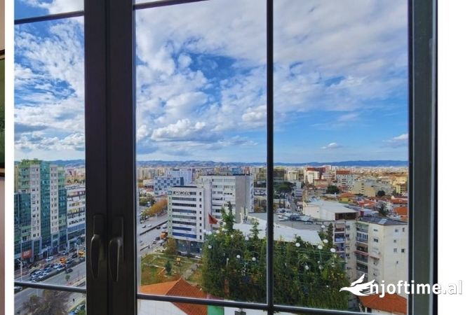 Penthouse (panoramic top floor) for rent in Tirana 2+1, Furnished