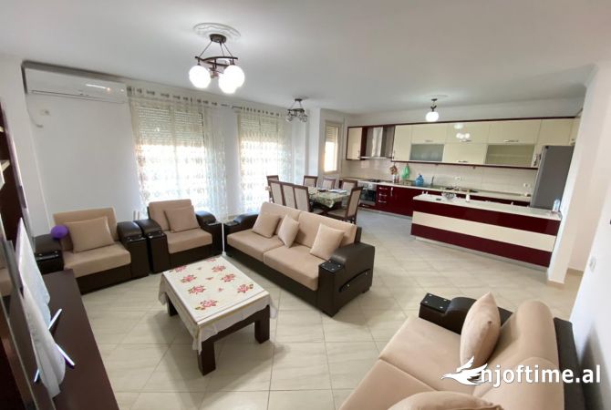 House for Rent 4+1 in Tirana - 800 Euro