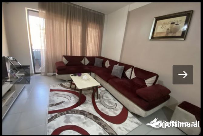 2+1,ne astir te 2 palmat astir,cmimi 130.000 euro