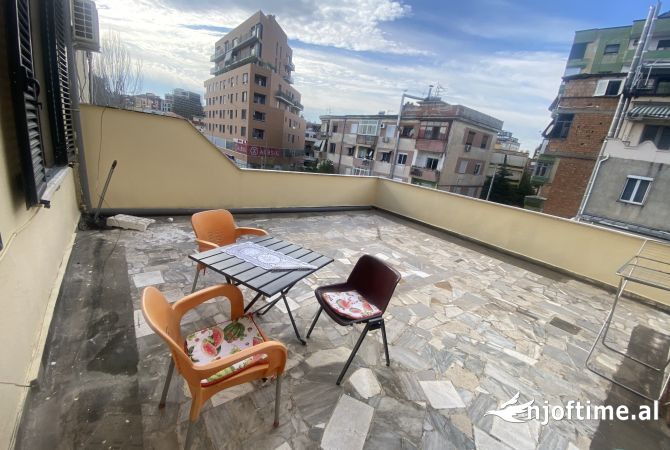 Shtepi me qera Apartament ne Tirane, 2+1, Mobilimi E mobiluar, Pagesa 500  Euro.