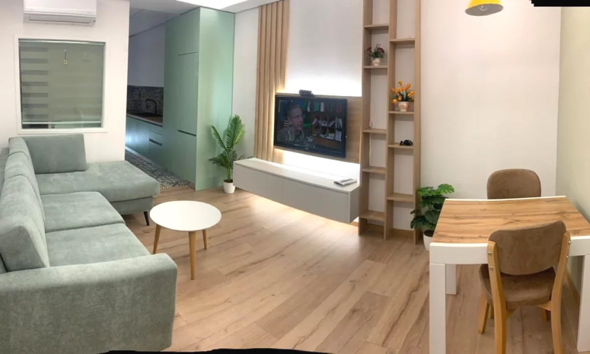 Appartamento in vendita a Tirana 1+1, Arredato