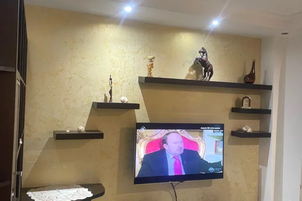 Appartamento in vendita a Tirana 2+1, Arredato