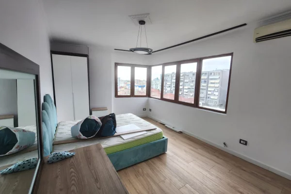 Shtepi me qera 1+1 ne Tirane - 750 Euro