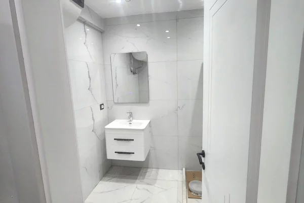 Shtepi me qera Apartament ne Tirane, 1+1, Mobilimi E mobiluar, Pagesa 750  Euro.