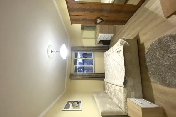 Appartamento in vendita a Tirana 2+1, Arredato