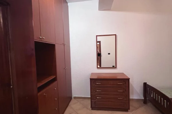 Private house for rent in Tirana 2+1, Furnished