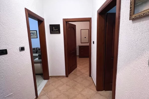 Private house for rent in Tirana 2+1, Furnished