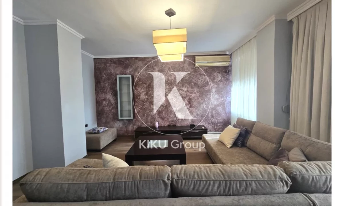 Shtepi me qera Apartament ne Tirane, 2+1, Mobilimi E mobiluar, Pagesa 800  Euro.