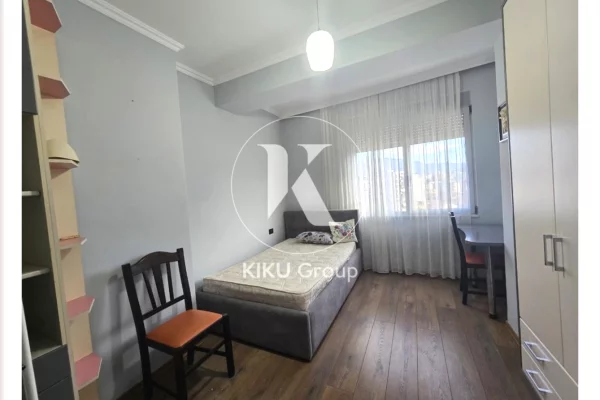 Shtepi me qera Apartament ne Tirane, 2+1, Mobilimi E mobiluar, Pagesa 800  Euro.