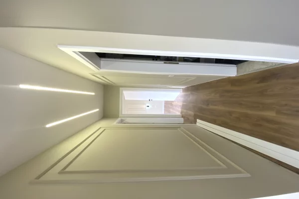 Shtepi me qera Papafingo(kati i catise) ne Tirane, 2+1, Mobilimi E mobiluar, Pagesa 750  Euro.