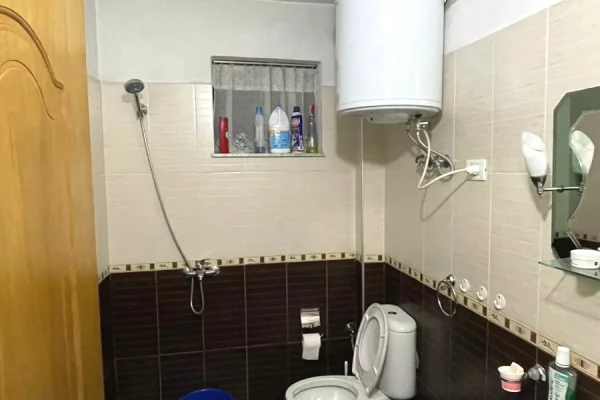 Shtepi me qera Apartament ne Tirane, 1+1, Mobilimi E mobiluar, Pagesa 400  Euro.