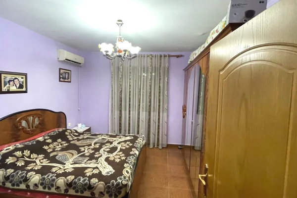 Shtepi me qera Apartament ne Tirane, 1+1, Mobilimi E mobiluar, Pagesa 400  Euro.