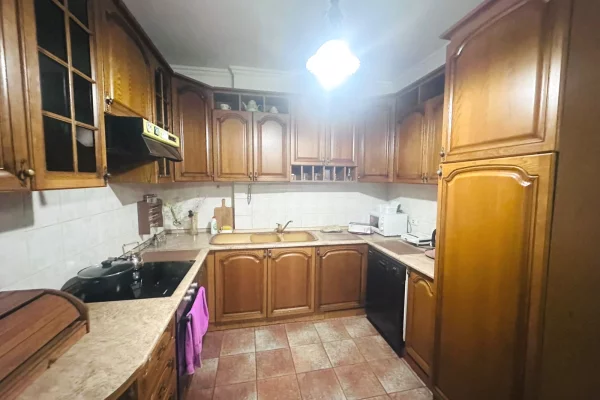 Apartment for rent in Tirana 2+1, Furnished