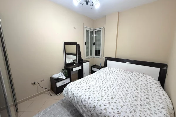 Shtepi me qera Apartament ne Tirane, 1+1, Mobilimi E mobiluar, Pagesa 550  Euro.