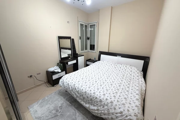 Shtepi me qera Apartament ne Tirane, 1+1, Mobilimi E mobiluar, Pagesa 550  Euro.