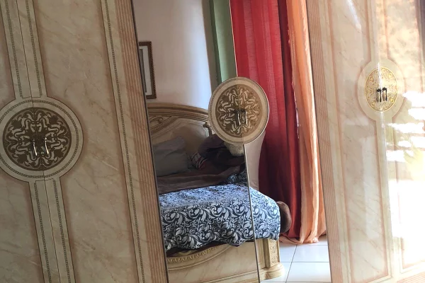 Appartamento in affitto a Tirana 2+1, Arredato