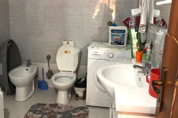 Appartamento in affitto a Tirana 2+1, Arredato