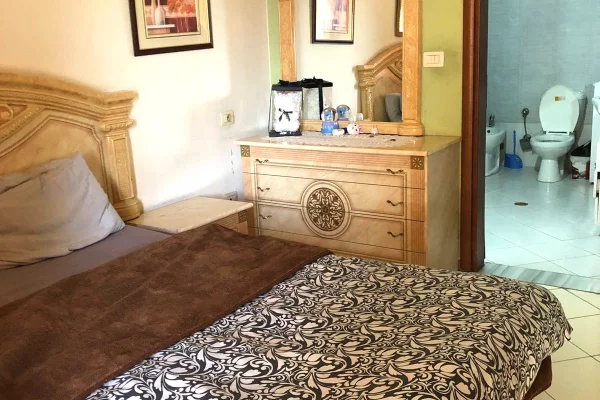 Appartamento in affitto a Tirana 2+1, Arredato