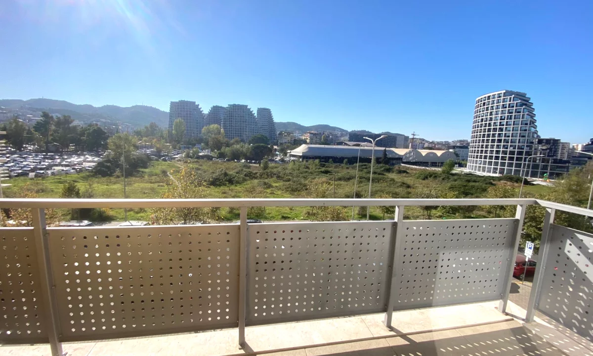 Ambjent biznesi,te rruge e kosovareve,cmimi 850 euro