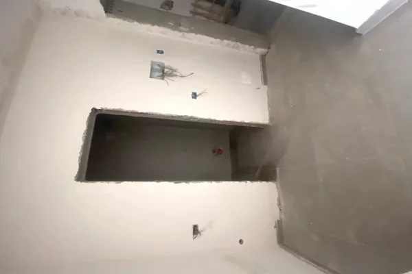 Appartamento in vendita a Tirana 1+1, Vuoto