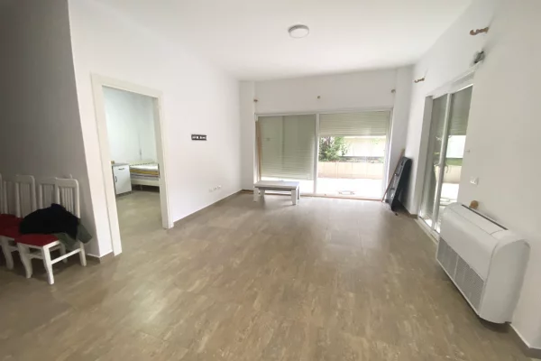 Shtepi me qera Apartament ne Tirane, 2+1, Mobilimi E mobiluar, Pagesa 550  Euro.