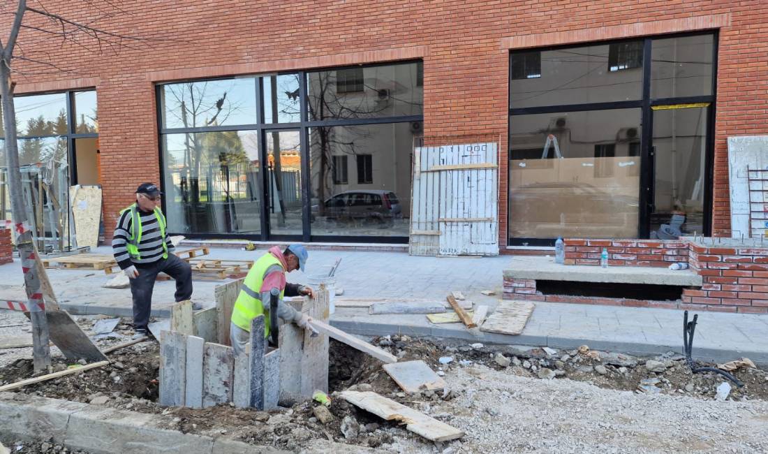 SHITET AMBIENT KOMERCIAL