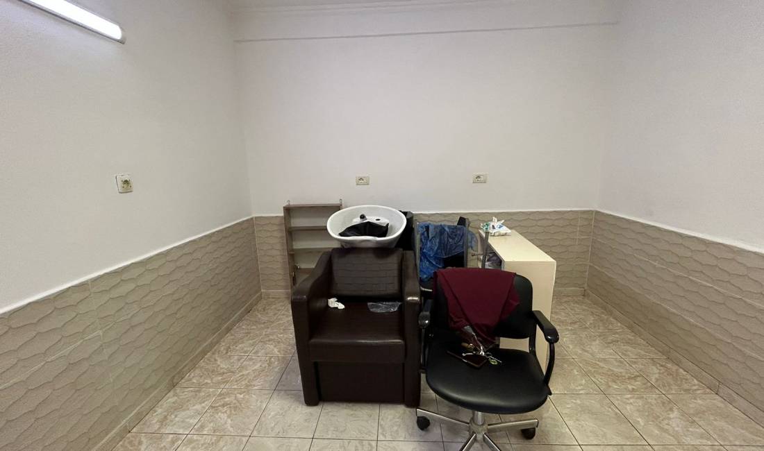 jepet ambient biznesi me qira 