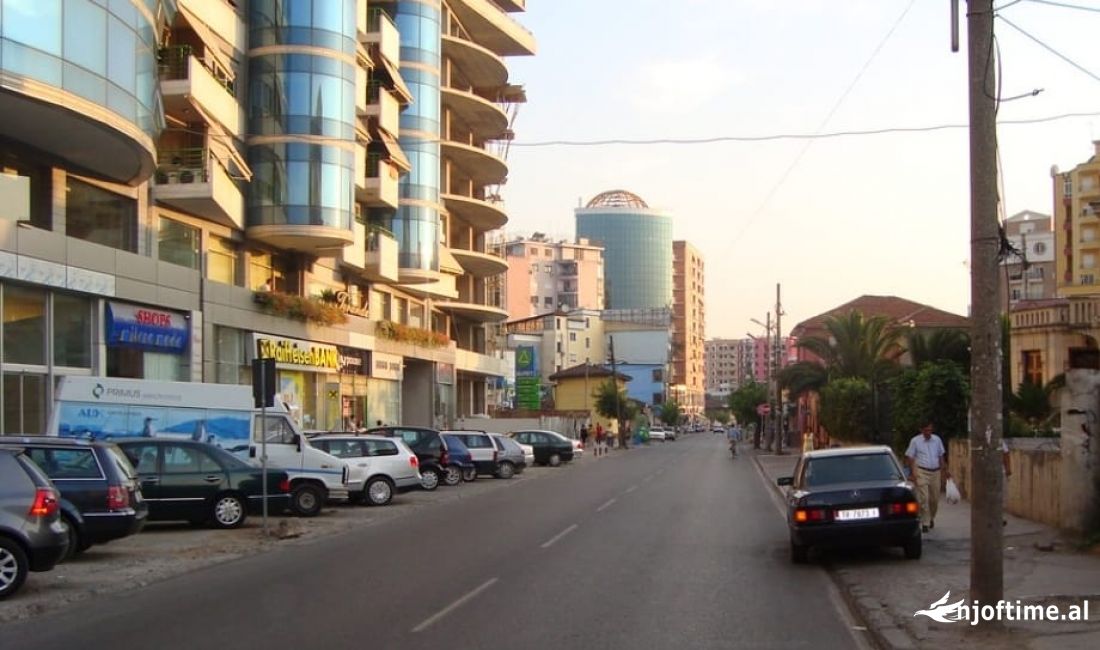 Shitet dyqan Rr.Dibres