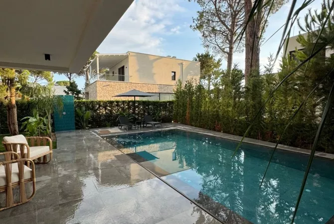 Shitet vile dyshe me pishin"San Pietro"