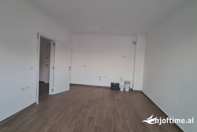 Jepet 2+1 bosh prane Ish Sheshit Shqiponja 