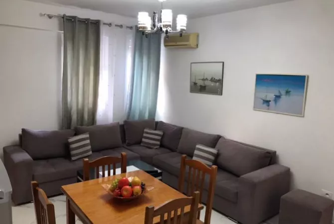 Jepet 1+1 e mobiluar ne Laprake te Kupola, (Vetem per familje ose cift)