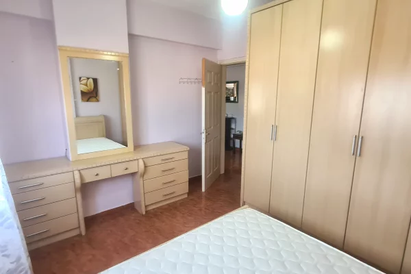Shtepi me qera Apartament ne Tirane, 2+1, Mobilimi E mobiluar, Pagesa 500  Euro.