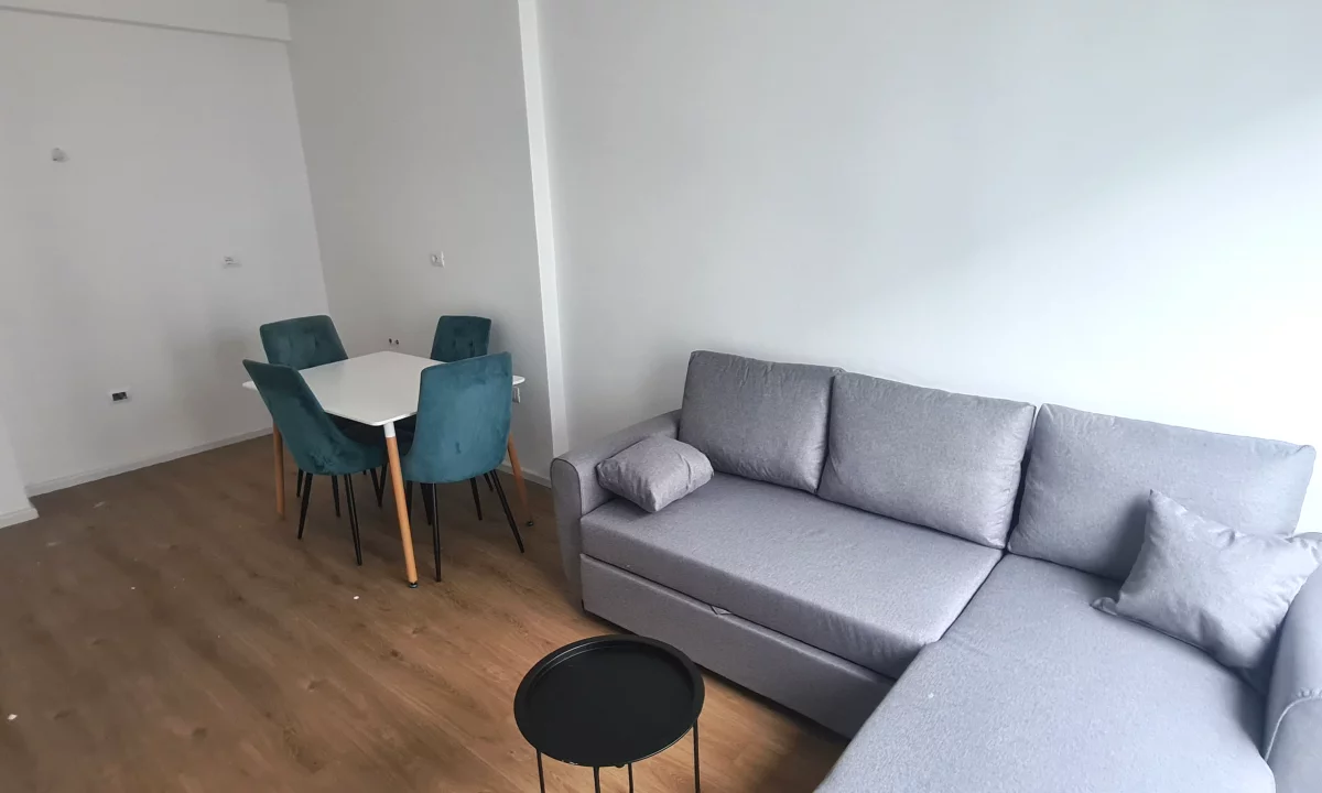 Appartamento in vendita a Tirana 1+1, Vuoto