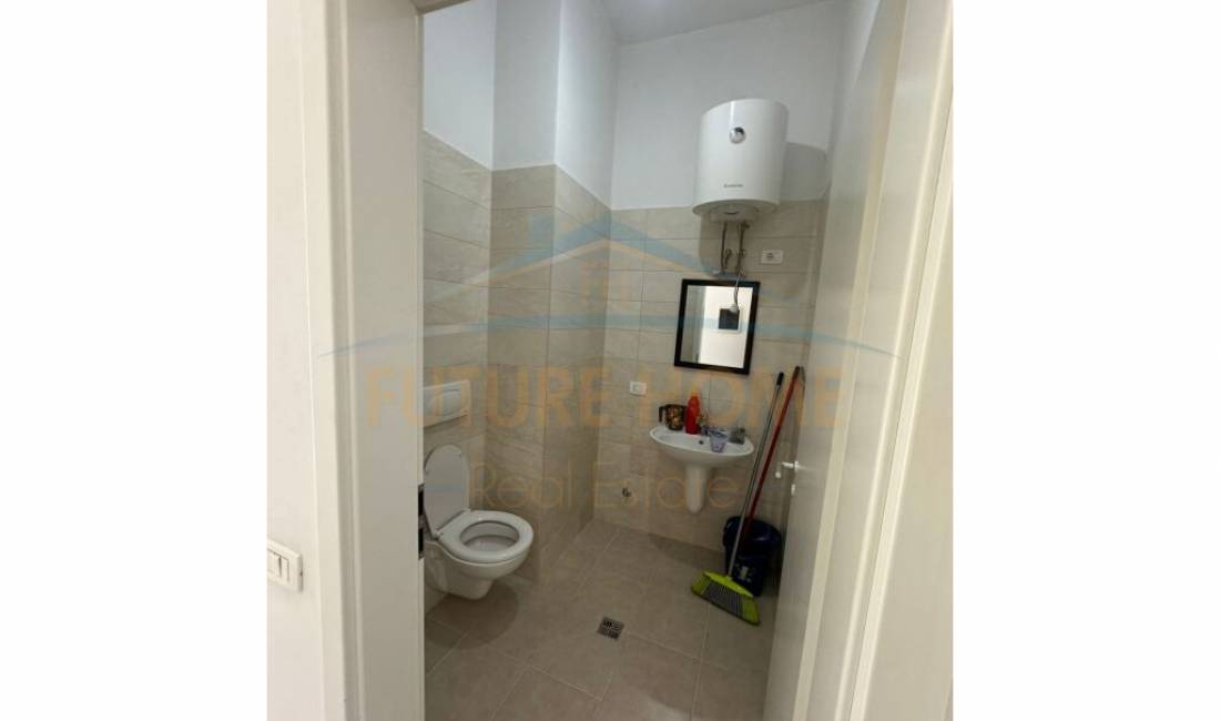 Qera, Ambient Biznesi, Rruga Siri Kodra, Tirane.