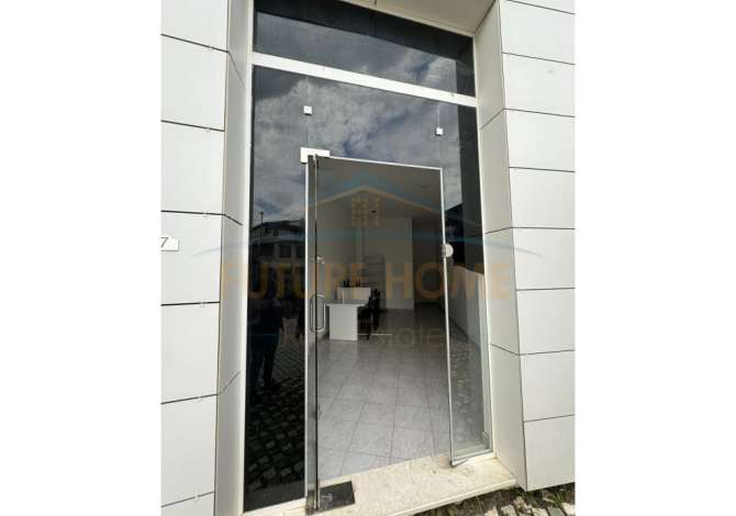 Qera, Ambient Biznesi, Rruga Siri Kodra, Tirane.