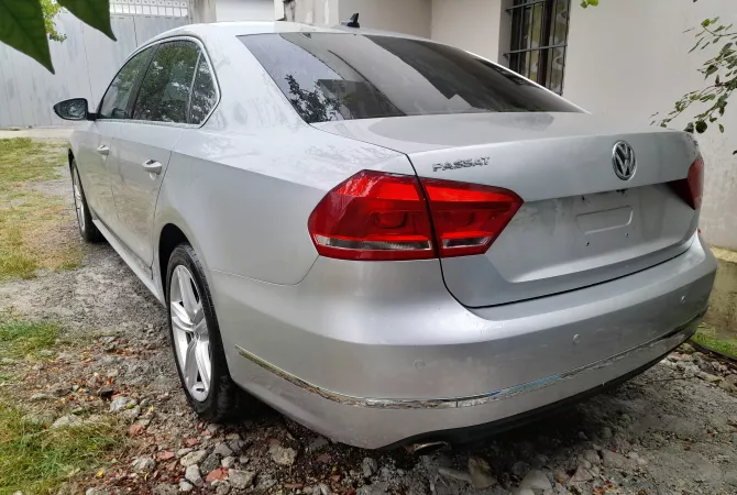 Auto in Vendita a Tirana - 8,500 Euro