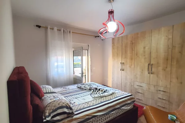 Appartamento in vendita a Tirana 1+1, Arredato