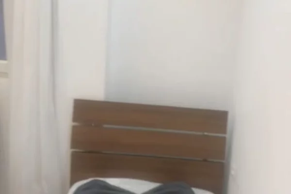 Shtepi me qera Apartament ne Tirane, 1+1, Mobilimi E mobiluar, Pagesa 45,000  Leke.