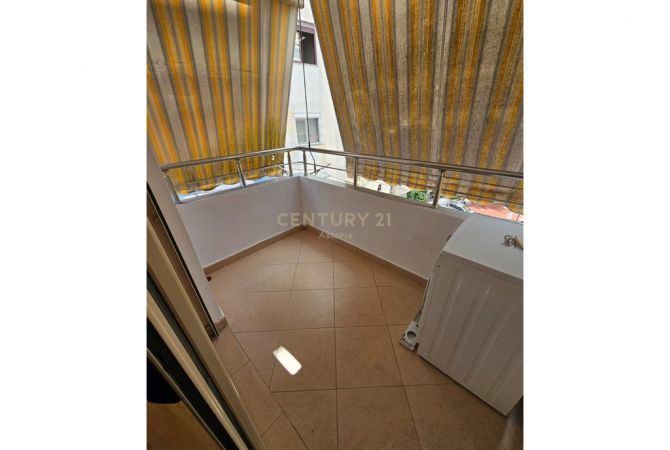 Shtepi ne shitje Apartament ne Tirane, 2+1, Mobilimi E mobiluar, Pagesa 120,000  Euro.