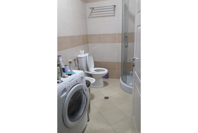 Shtepi ne shitje Apartament ne Tirane, 1+1, Mobilimi E mobiluar, Pagesa 140,000  Euro.