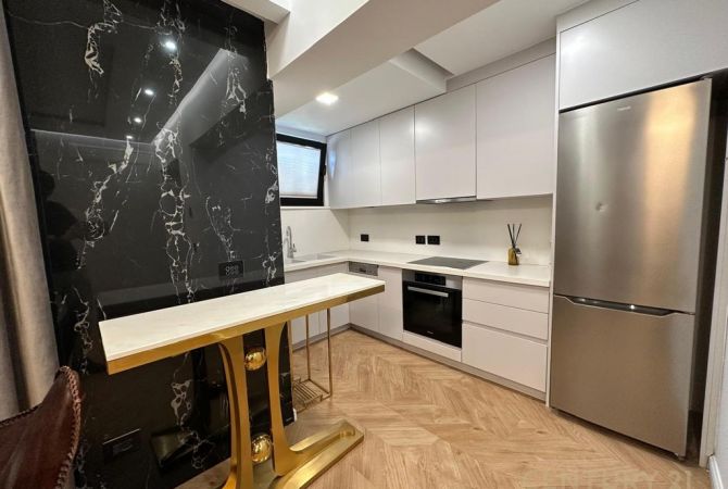 Shtepi me qera Apartament ne Tirane, 1+1, Mobilimi E mobiluar, Pagesa 850  Euro.