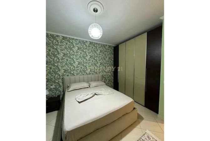 Shtepi ne shitje Apartament ne Tirane, 2+1, Mobilimi E mobiluar, Pagesa 290,000  Euro.